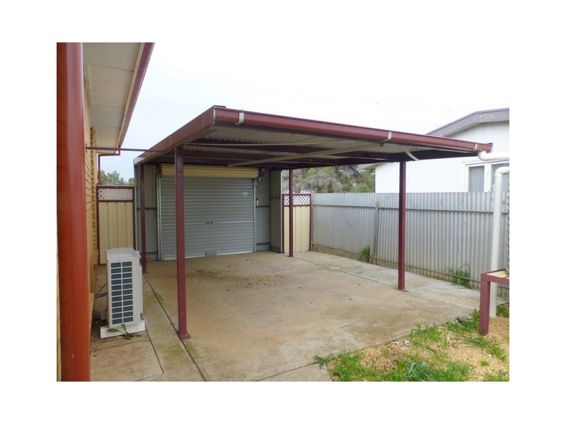 17 Best Street, Parkes NSW 2870