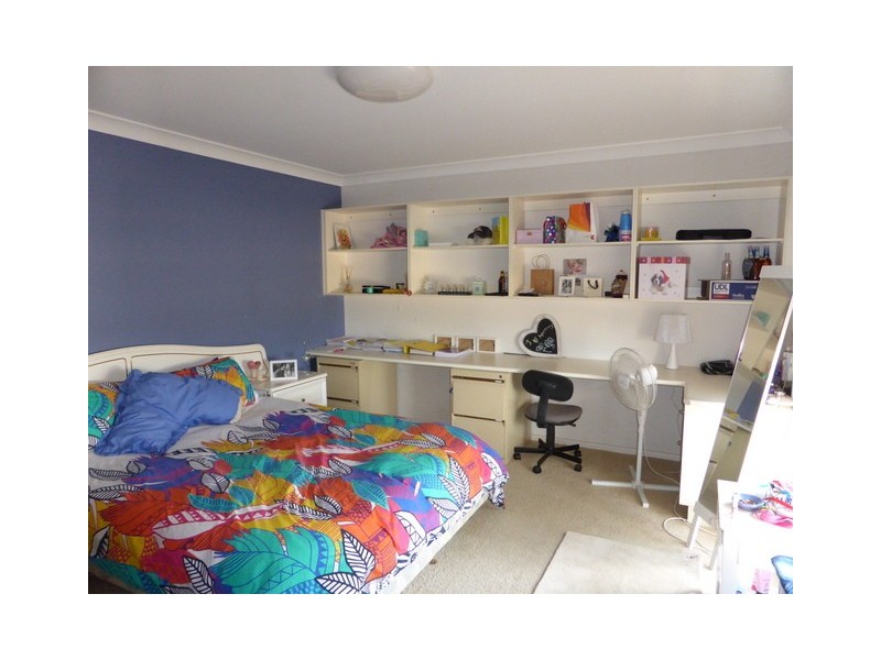 8 Valley View Place, Parkes NSW 2870