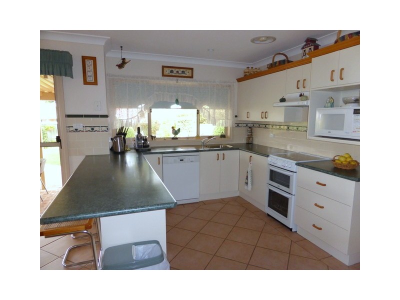 9 Cobden Place, Parkes NSW 2870