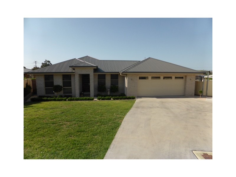 16 Alder Avenue, Parkes NSW 2870