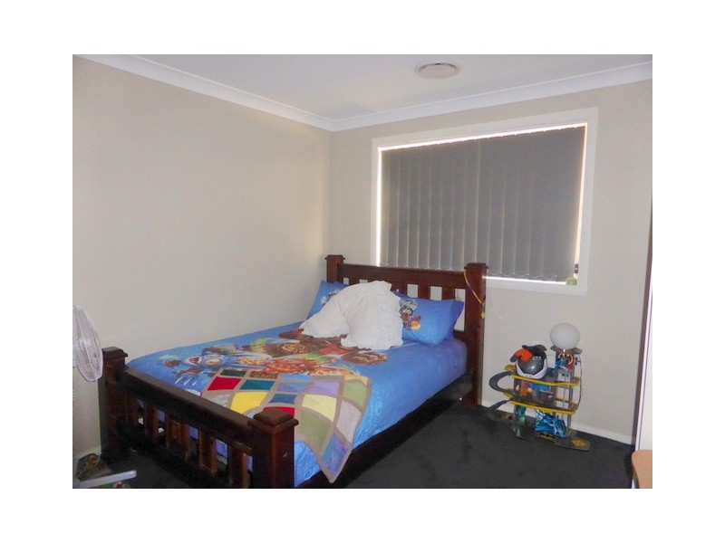 16 Alder Avenue, Parkes NSW 2870