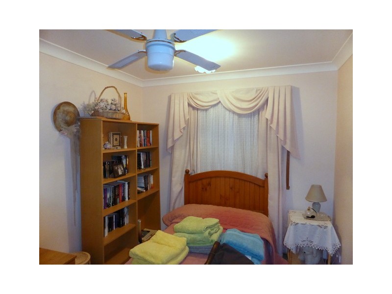 4 Monica Close, Parkes NSW 2870