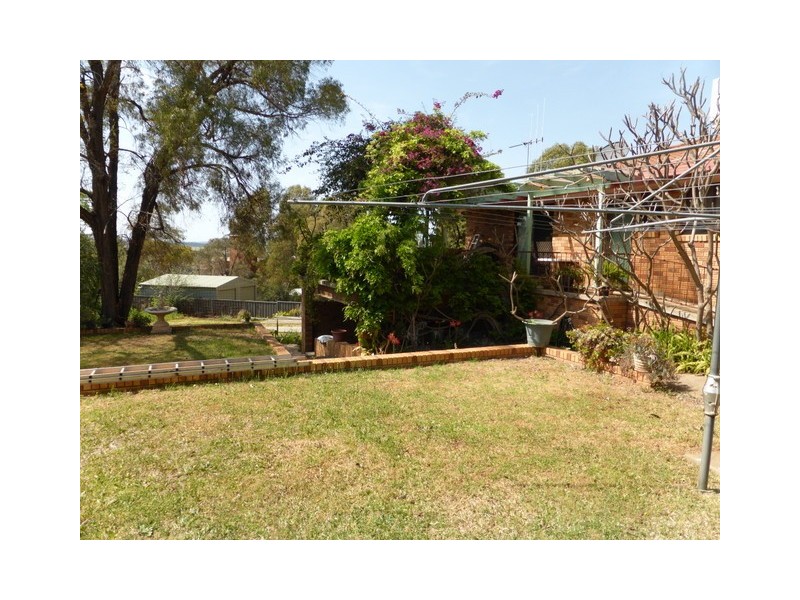 4 Monica Close, Parkes NSW 2870