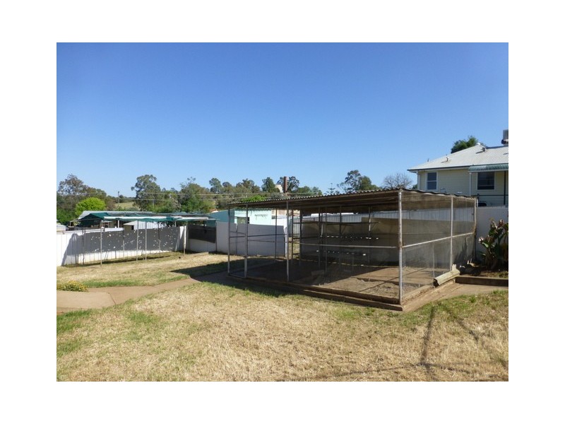 12 Wentworth Street, Parkes NSW 2870