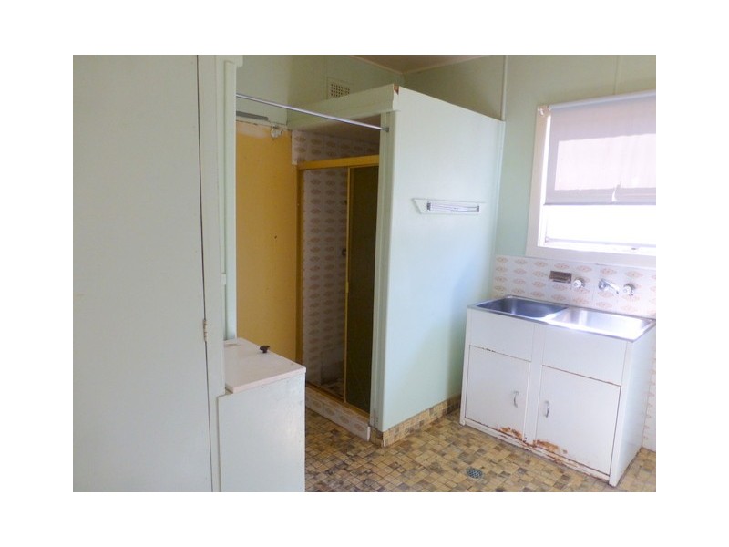 12 Wentworth Street, Parkes NSW 2870