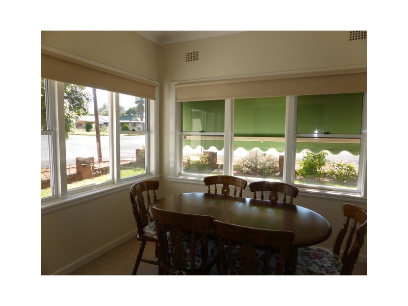 13 Victoria Street, Parkes NSW 2870