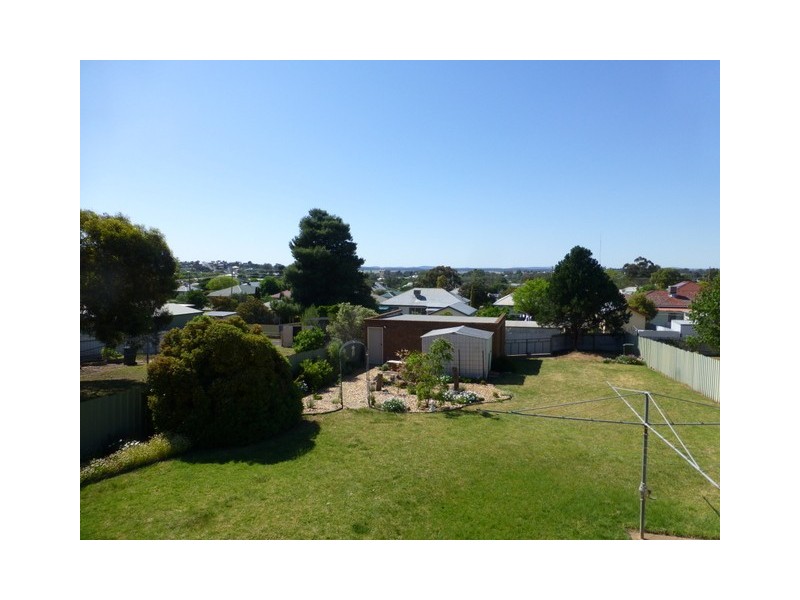 9 Middleton Street, Parkes NSW 2870