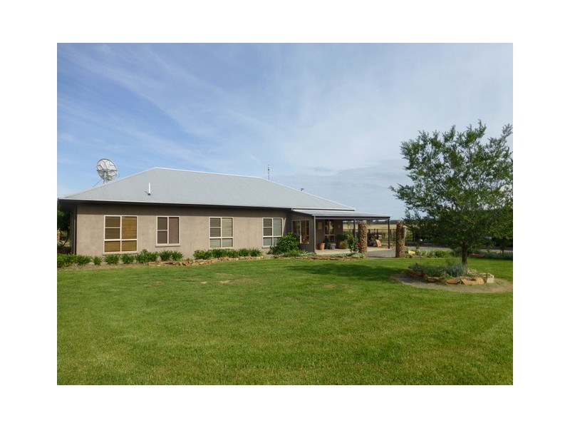 196 Peak Hill Road, Baldry NSW 2867