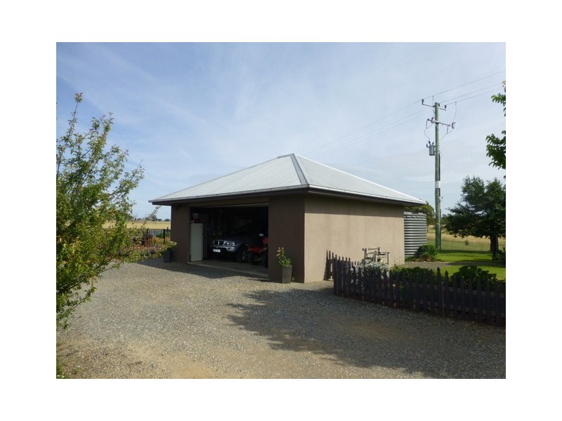 196 Peak Hill Road, Baldry NSW 2867