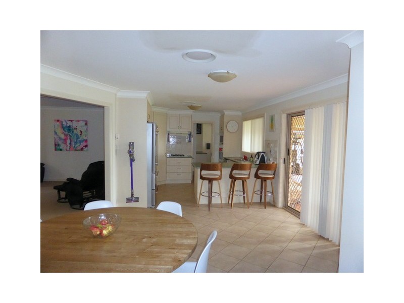 10 Noonan Street, Parkes NSW 2870
