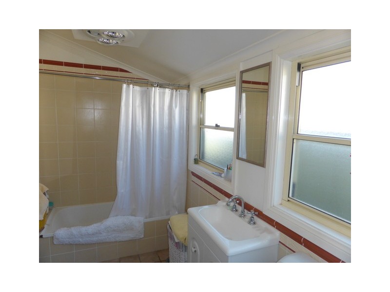 31 Elizabeth Street, Parkes NSW 2870