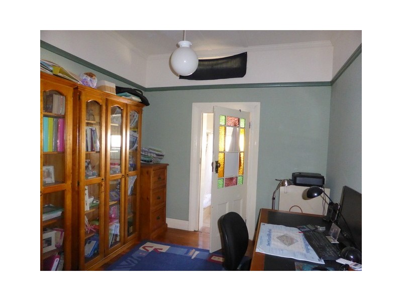 31 Elizabeth Street, Parkes NSW 2870