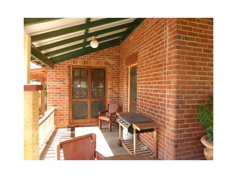 31 Elizabeth Street, Parkes NSW 2870