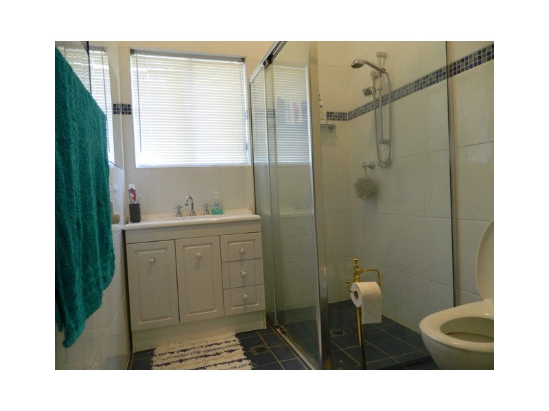 37 East Street, Parkes NSW 2870