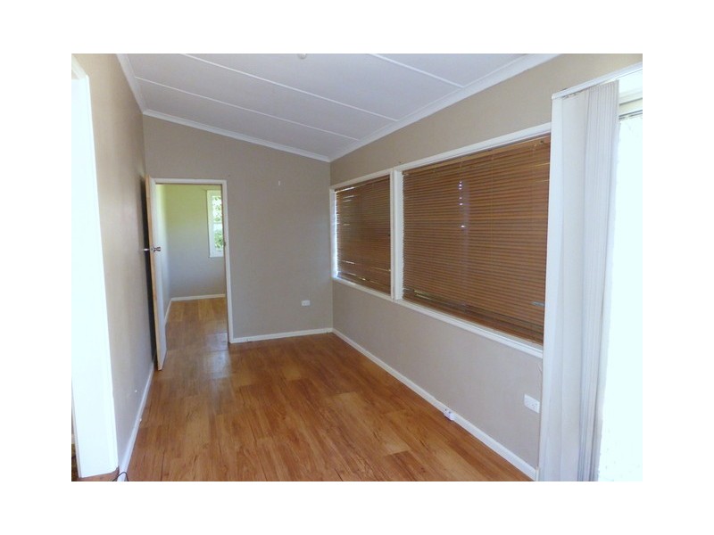 10 Wattle Street, Parkes NSW 2870