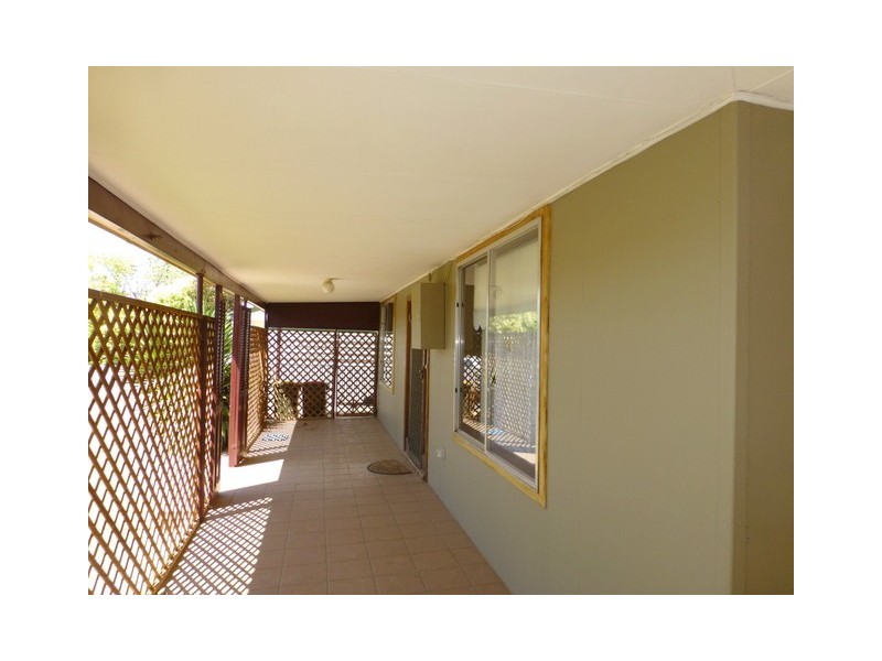 13 Carrington Street, Parkes NSW 2870