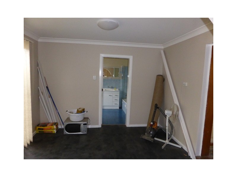 4 High Street, Parkes NSW 2870