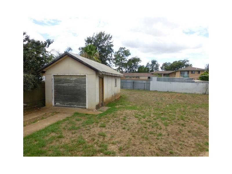 5A Bogan Street, Parkes NSW 2870