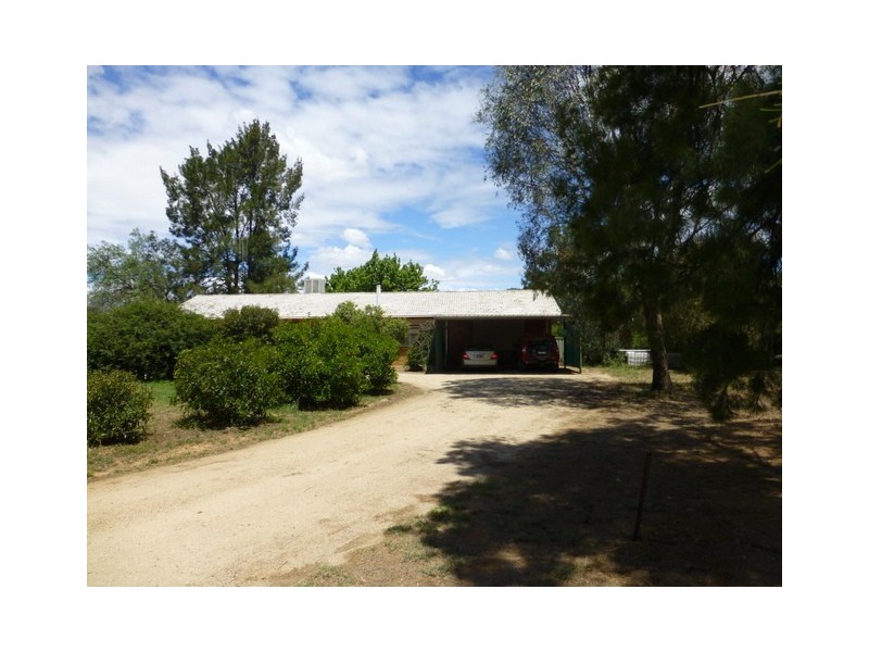 45 Kelly Road, Parkes NSW 2870