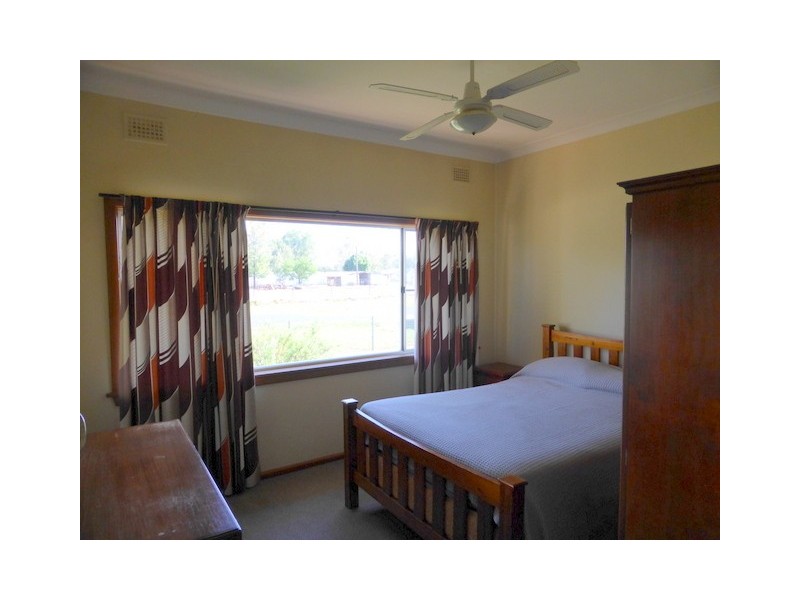 111 Cheney Road, Parkes NSW 2870