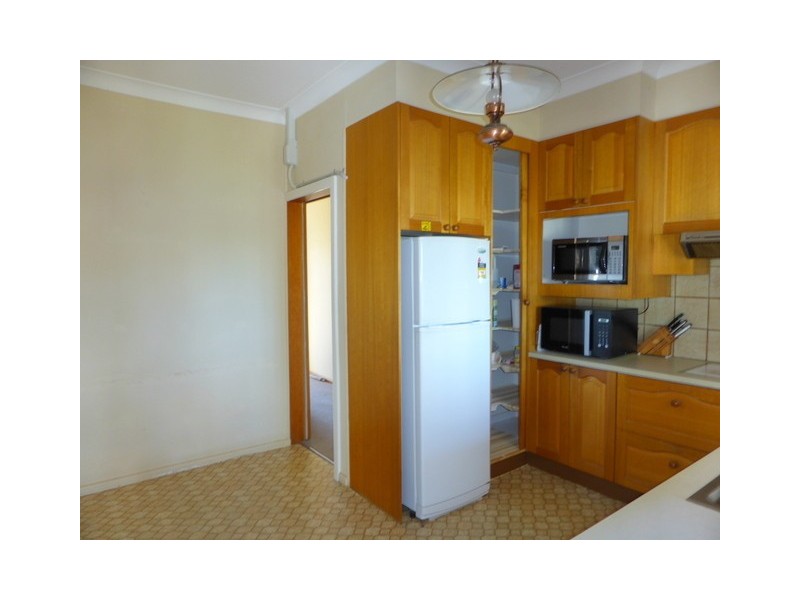 111 Cheney Road, Parkes NSW 2870