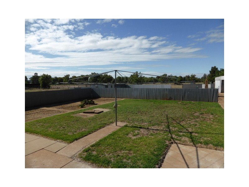 111 Cheney Road, Parkes NSW 2870
