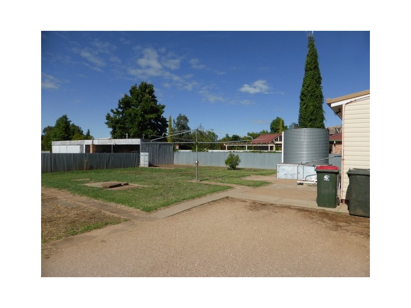 111 Cheney Road, Parkes NSW 2870