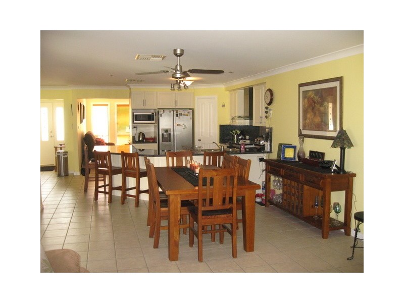 20 Glenburnie Close, Parkes NSW 2870