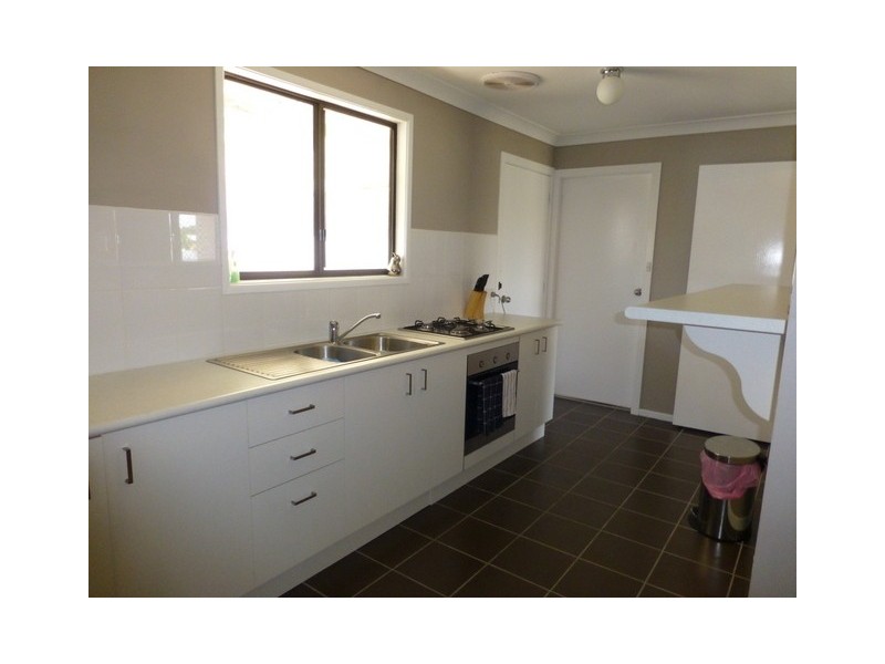 2 Werona Place, Parkes NSW 2870
