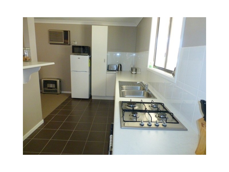 2 Werona Place, Parkes NSW 2870
