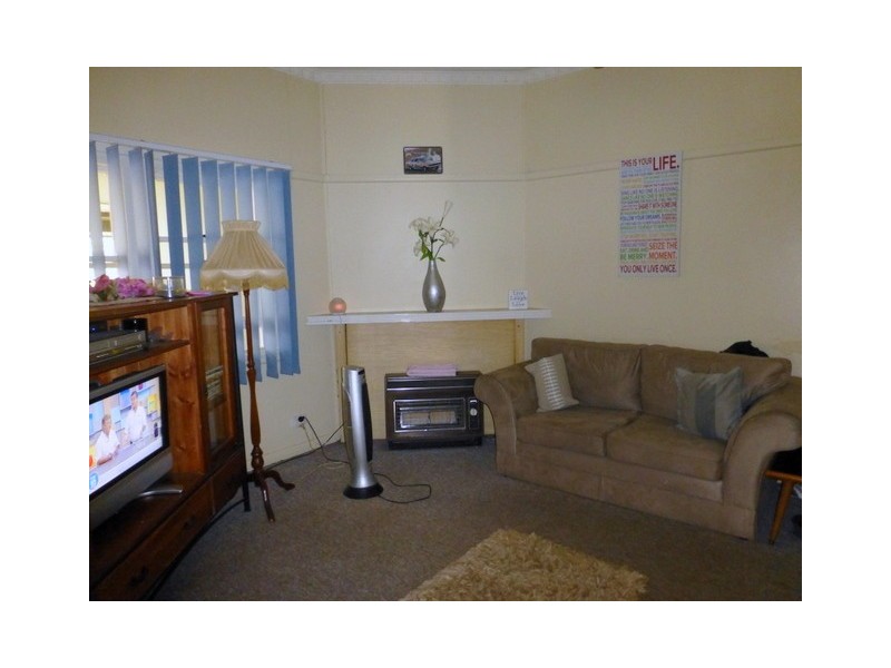 25 Clarinda Street, Parkes NSW 2870