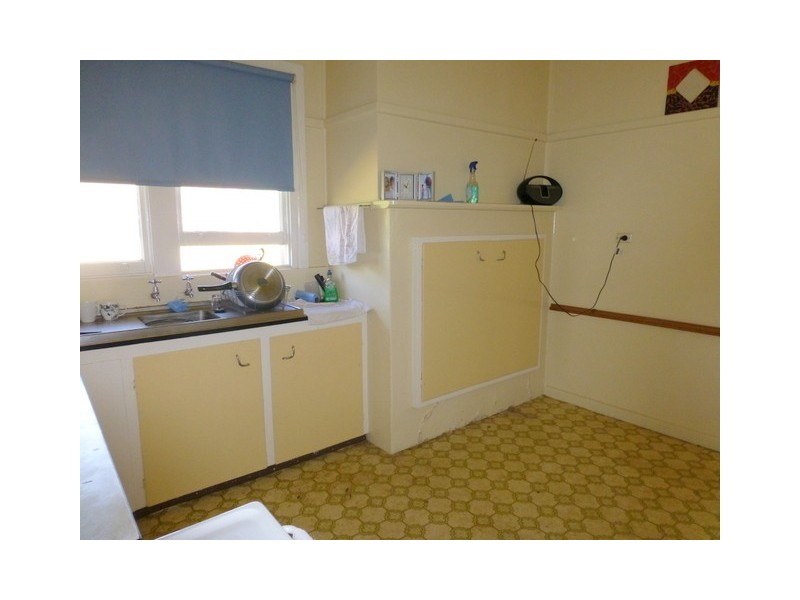 25 Clarinda Street, Parkes NSW 2870