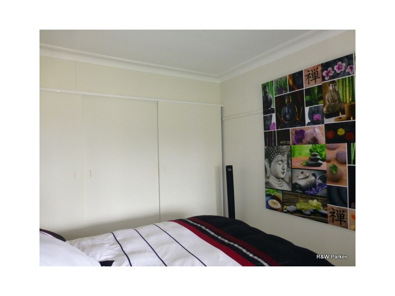 1 Wattle Street, Parkes NSW 2870