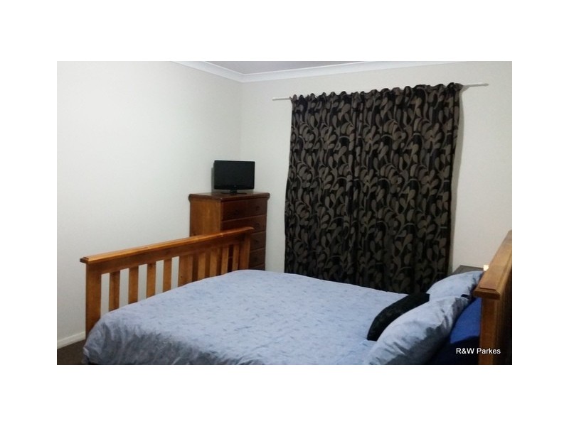 3 Gold Rush Road, Parkes NSW 2870