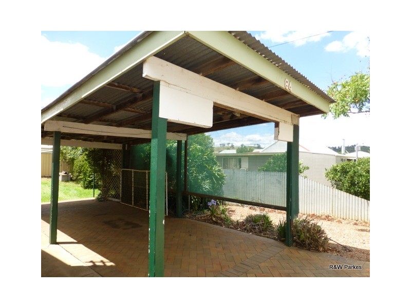 84 Webb Street, Parkes NSW 2870