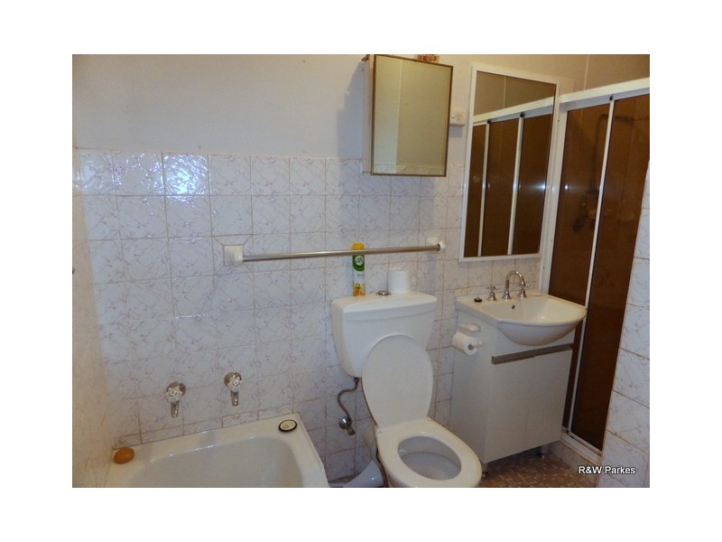 20 Phillip Street, Parkes NSW 2870