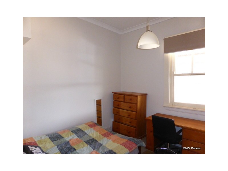 68 Orange Street, Parkes NSW 2870