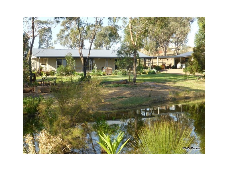 86 Deep Lead Road, Parkes NSW 2870