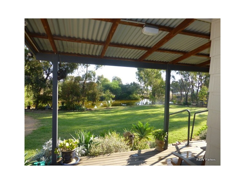 86 Deep Lead Road, Parkes NSW 2870