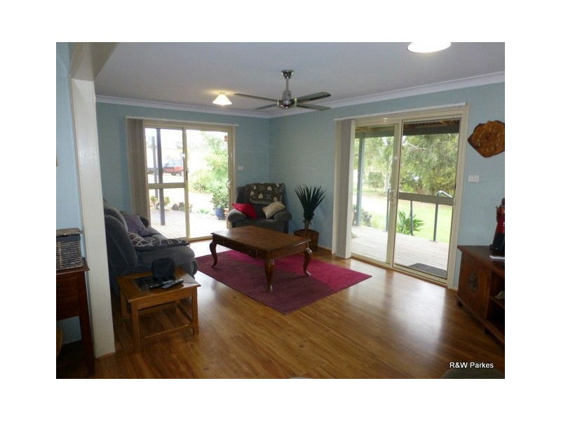86 Deep Lead Road, Parkes NSW 2870