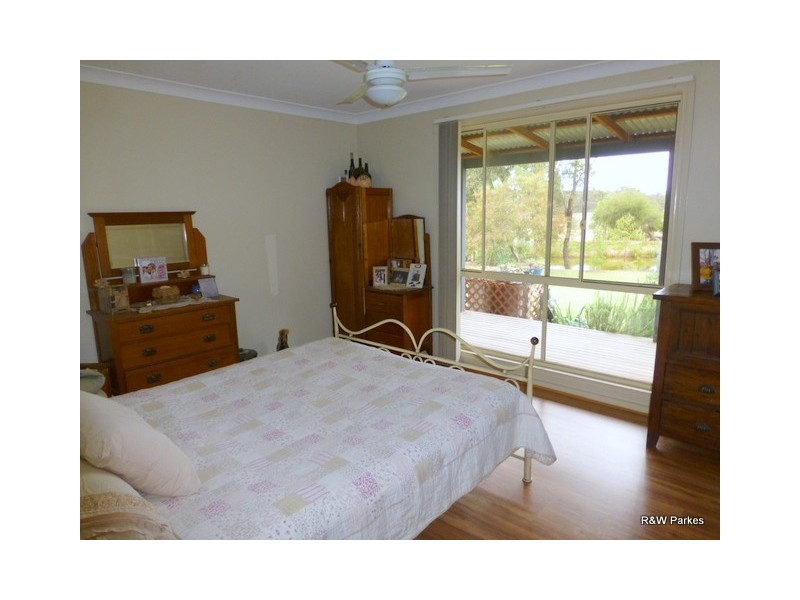 86 Deep Lead Road, Parkes NSW 2870