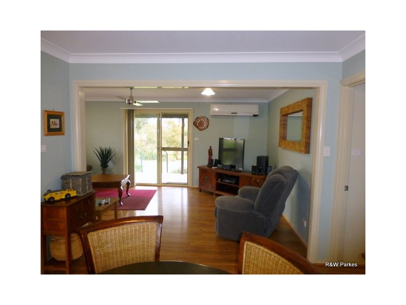 86 Deep Lead Road, Parkes NSW 2870