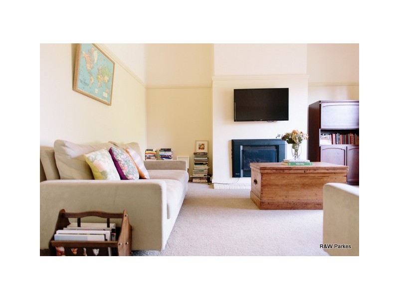 26 Gap Street, Parkes NSW 2870