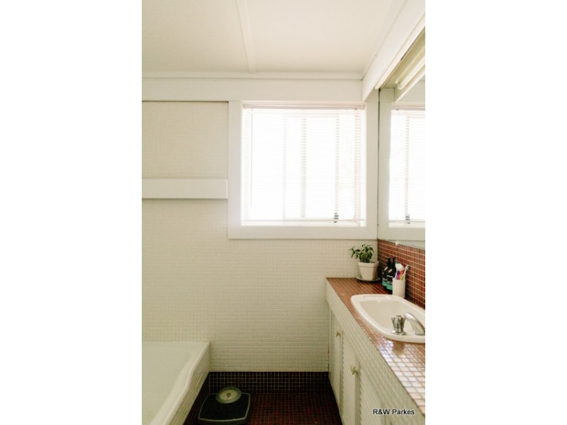 26 Gap Street, Parkes NSW 2870