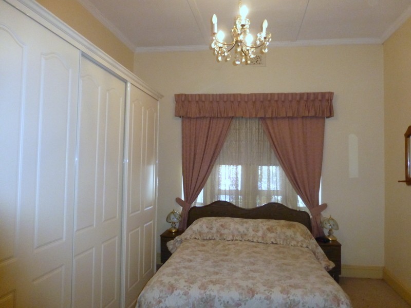 28 Bushman Street, Parkes NSW 2870