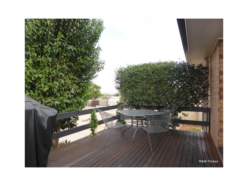 33 Mengarvie Road, Parkes NSW 2870