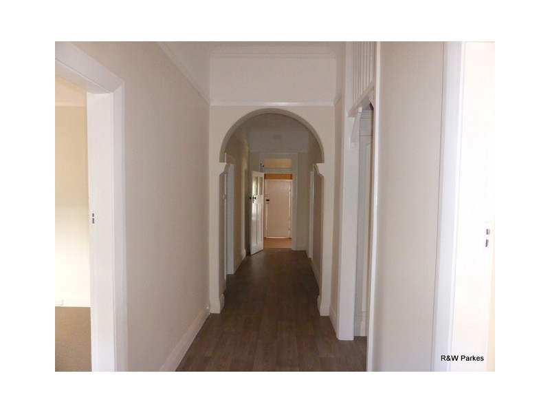 114-116 Clarinda Street, Parkes NSW 2870