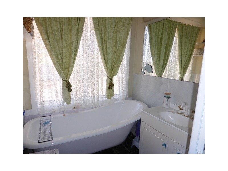 31 Magill Lane, Parkes NSW 2870