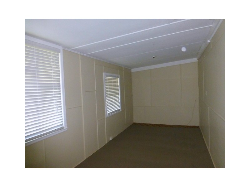 13 Macarthur Street, Parkes NSW 2870