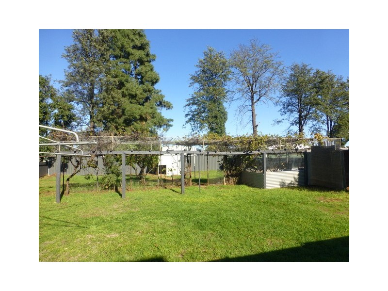 13 Macarthur Street, Parkes NSW 2870